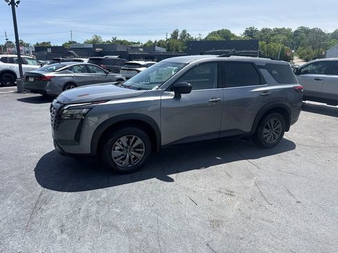 New 2026 Nissan Pathfinder SV FWD image 2