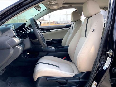 Used 2017 Honda Civic EX image 8