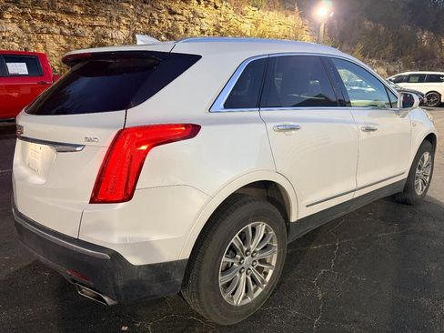 Used 2018 Cadillac XT5 Luxury w/ Driver Awareness Package image 7