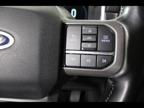 Used 2021 Ford F150 Lariat w/ Equipment Group 502A High AWD/4WD image 22