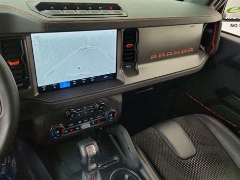 Used 2025 Ford Bronco Raptor AWD/4WD image 42