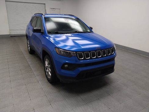 Used 2022 Jeep Compass Latitude AWD/4WD image 13