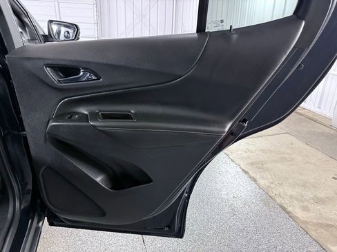 Used 2021 Chevrolet Equinox Premier image 25