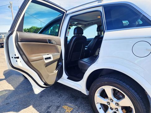 Used 2014 Chevrolet Captiva Sport LT w/ Convenience Package image 11
