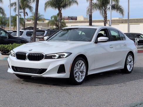 Used 2025 BMW 330i 330i w/ Convenience Package image 5