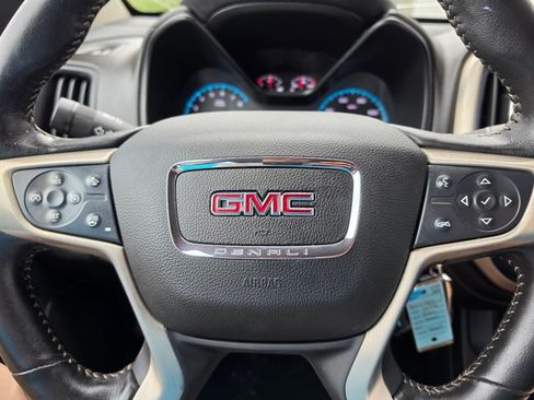 Used 2022 GMC Canyon Denali w/ Denali Black Edition Package AWD/4WD image 24