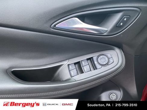 Used 2020 Buick Encore GX Select w/ Sport Touring Package AWD/4WD image 27