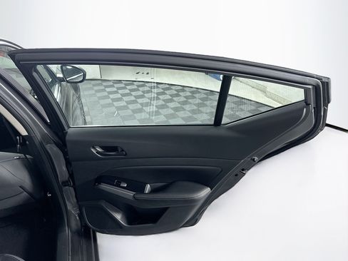Used 2023 Nissan Altima 2.5 SV FWD image 28