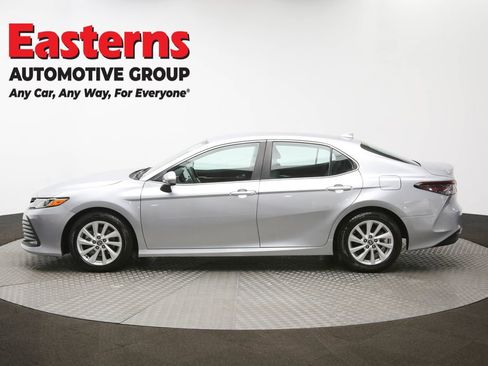 Used 2023 Toyota Camry LE image 59