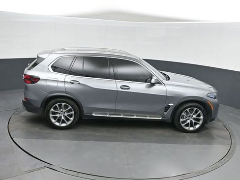 Used 2025 BMW X5 xDrive40i AWD/4WD image 29