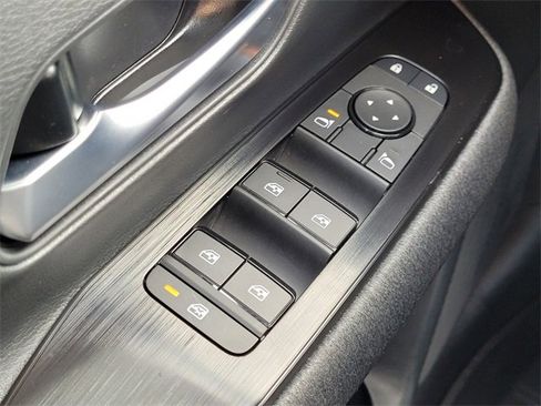 New 2026 Nissan Kicks SV image 20