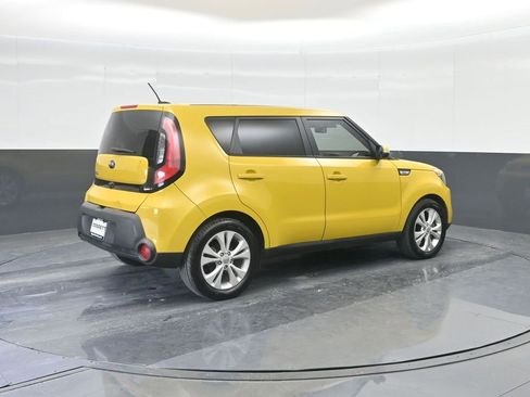 Used 2014 Kia Soul + w/ UVO w/Eservices Package image 15