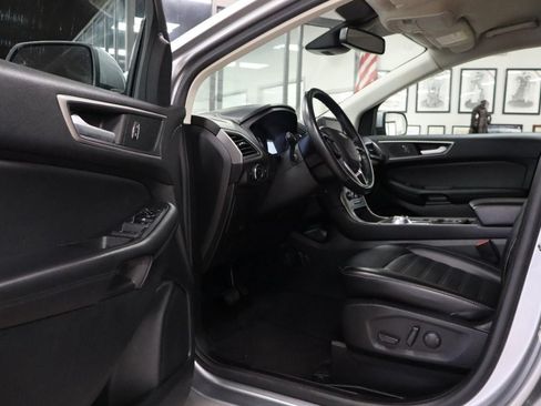 Used 2024 Ford Edge SEL AWD/4WD image 9