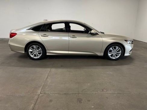 Used 2018 Honda Accord LX image 2
