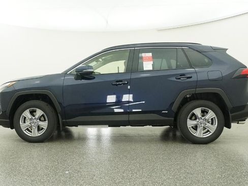 New 2025 Toyota RAV4 XLE image 19