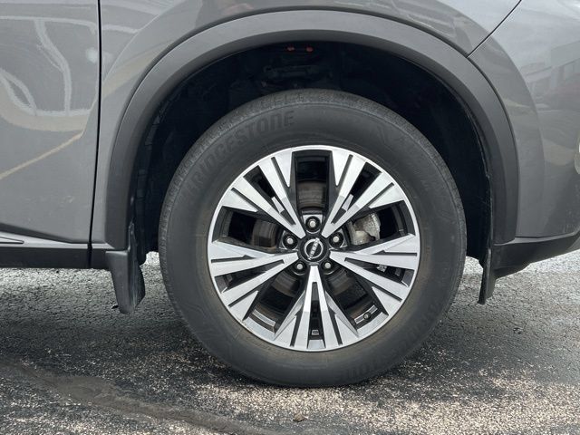 Used 2023 Nissan Rogue SV AWD/4WD image 10