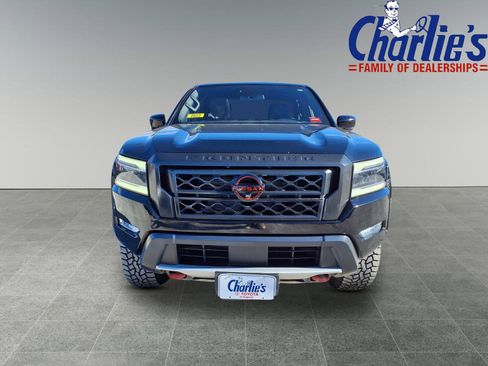 Used 2022 Nissan Frontier PRO-4X w/ Pro-4X Premium Package image 2