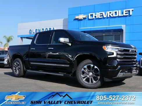 Certified 2026 Chevrolet Silverado 1500 High Country w/ Technology Package AWD/4WD image 1