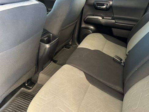 Used 2023 Toyota Tacoma TRD Off-Road w/ Black Out Package (TMS) image 11