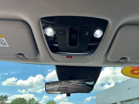 Used 2025 Kia Sportage SX FWD image 15
