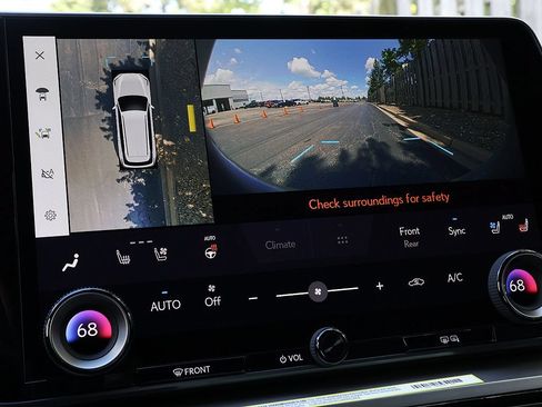 New 2026 Lexus TX 500h AWD image 23