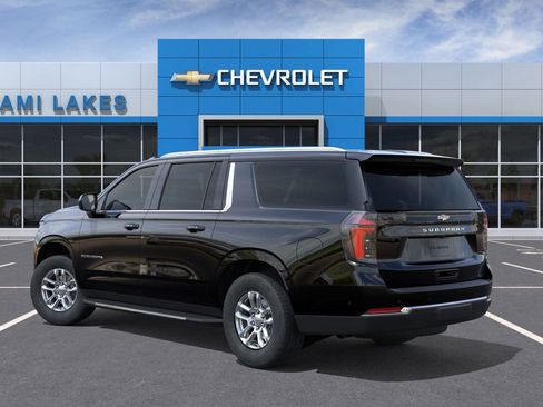 New 2026 Chevrolet Suburban LS RWD image 3