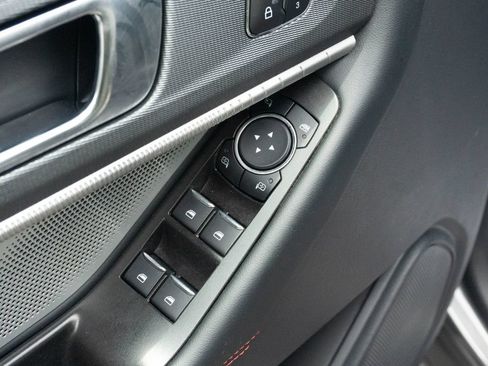 Used 2025 Ford Explorer ST RWD image 18
