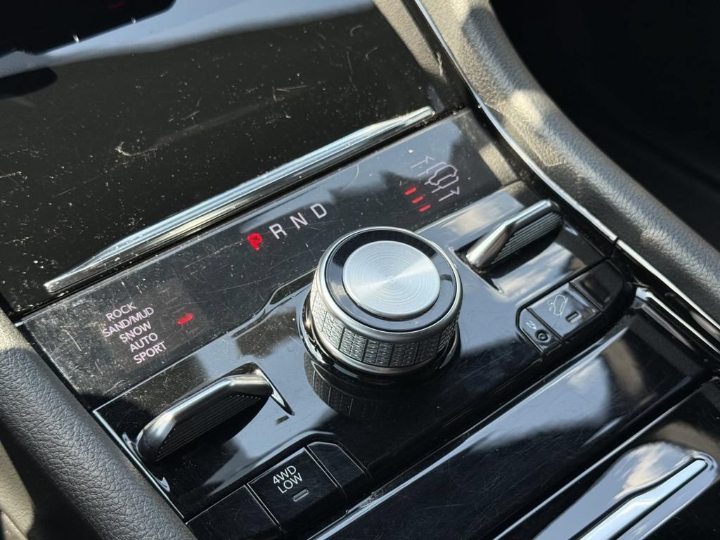 Used 2023 Jeep Grand Cherokee Summit w/ Adv Protech Group IV AWD/4WD image 22