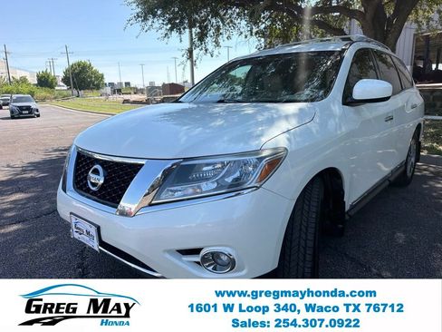 Used 2015 Nissan Pathfinder SL FWD image 8