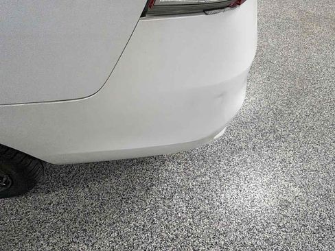 Used 2017 Nissan Sentra SR w/ SR Midnight Edition FWD image 33
