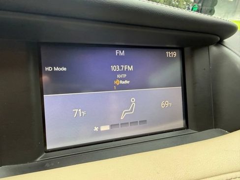 Used 2018 INFINITI QX30 AWD w/ Cargo Package image 23
