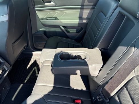 Used 2023 Volkswagen Atlas SEL Premium AWD/4WD image 16