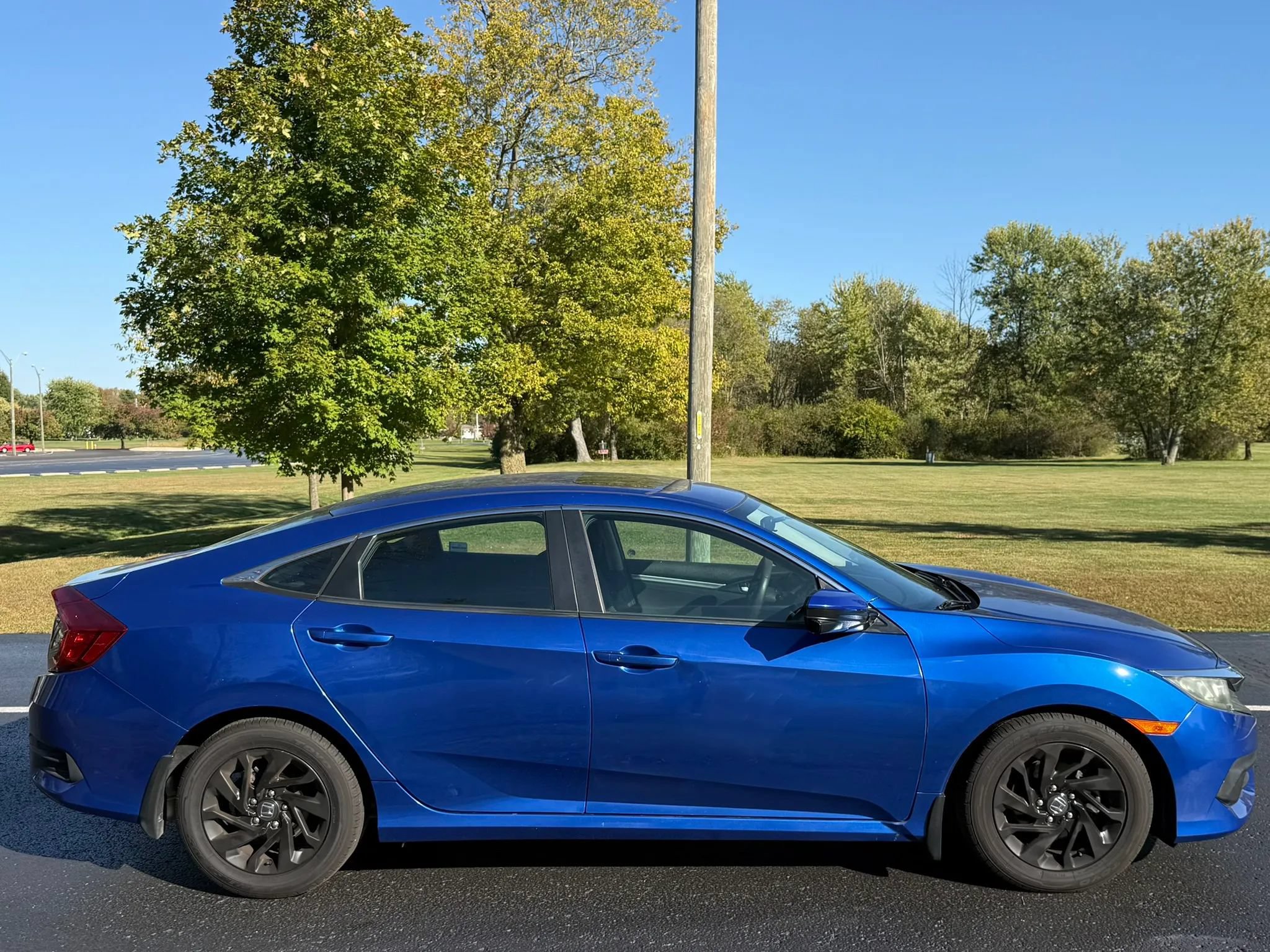 Used 2016 Honda Civic EX image 8