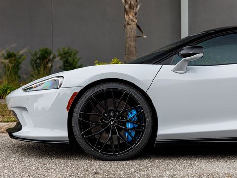 Used 2023 McLaren GT image 21