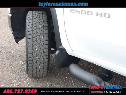 Used 2022 Chevrolet Silverado 2500 Custom w/ Custom Convenience Package AWD/4WD image 30