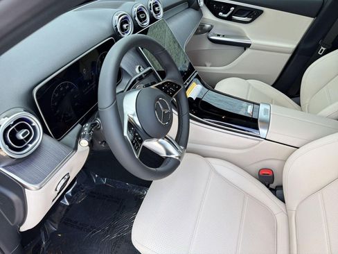 New 2026 Mercedes-Benz GLC 300 4MATIC image 4