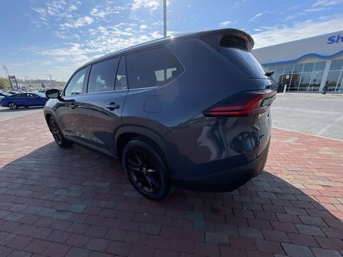 Used 2025 Toyota Grand Highlander Platinum image 28