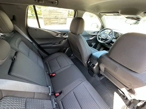 New 2026 Chevrolet Equinox LT image 39