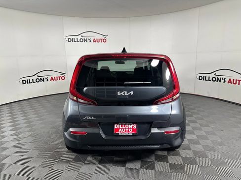 Used 2022 Kia Soul LX image 6
