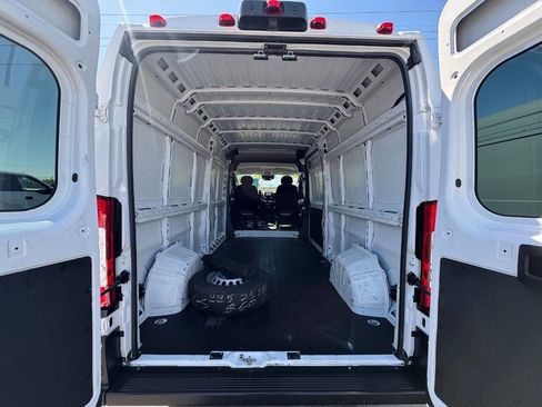 Used 2023 RAM ProMaster 2500 image 18