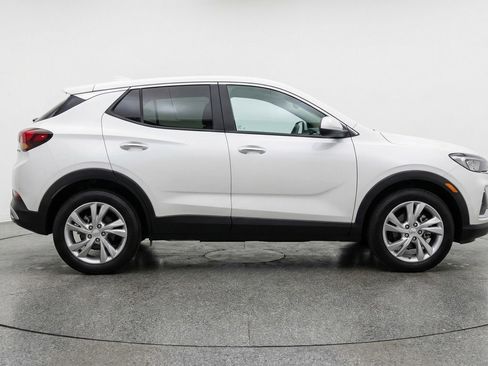 Used 2025 Buick Encore GX Preferred image 11