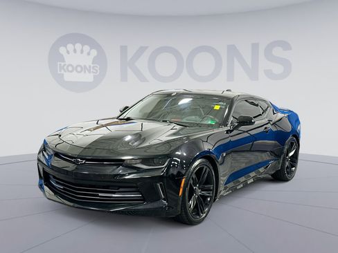 Used 2017 Chevrolet Camaro LT image 1