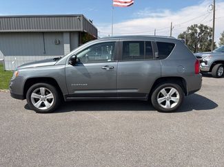 Used 2013 Jeep Compass Latitude image 1