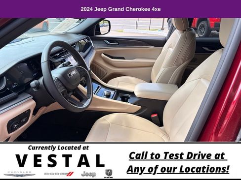 Used 2024 Jeep Grand Cherokee Limited 4xe AWD/4WD image 15