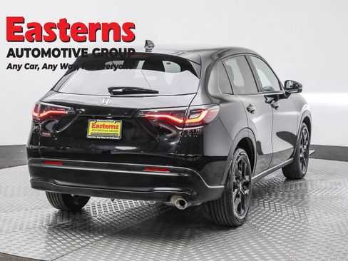 Used 2024 Honda HR-V Sport image 5