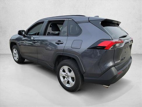 Used 2020 Toyota RAV4 XLE image 7
