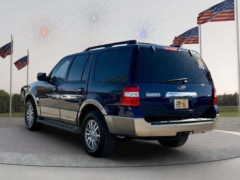 Used 2012 Ford Expedition XLT image 5
