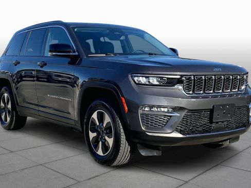 Used 2023 Jeep Grand Cherokee image 3
