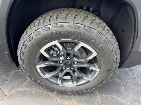 New 2026 Chevrolet Equinox ACTIV FWD image 6