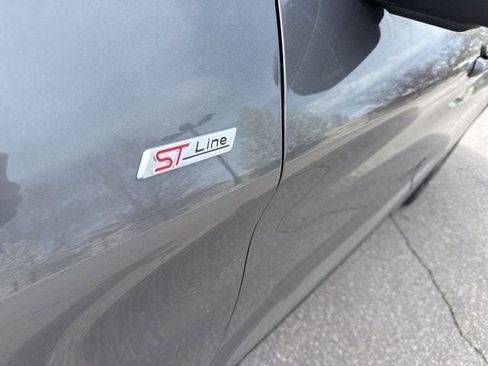 Used 2025 Ford Explorer ST-Line w/ Premium Package AWD/4WD image 18